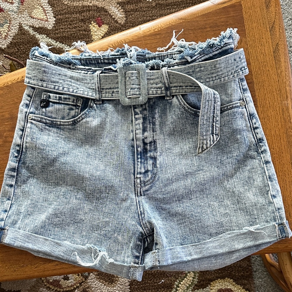 KanCan Belted Frayed Denim Women's Shorts